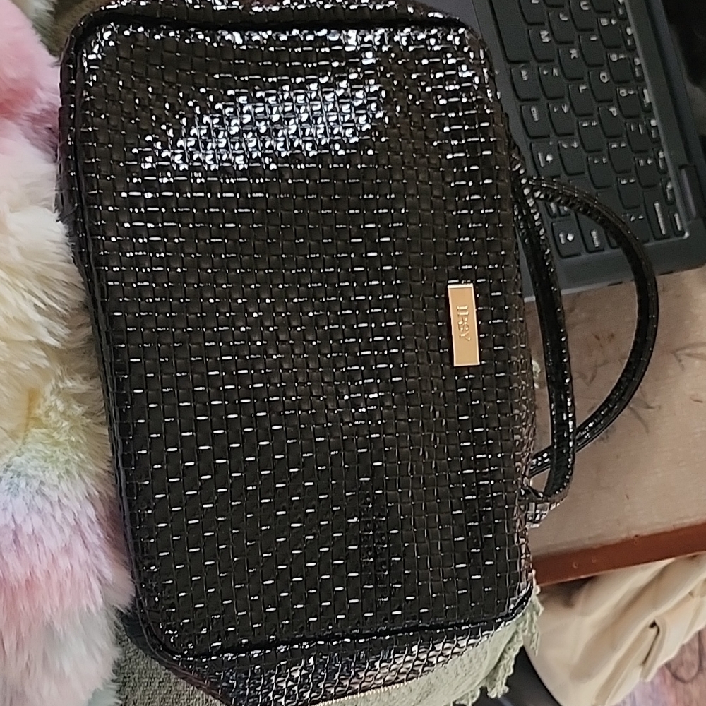 IPSY BLACK WOVEN MAKEUP BAG/ HANDBAG NEVER USED